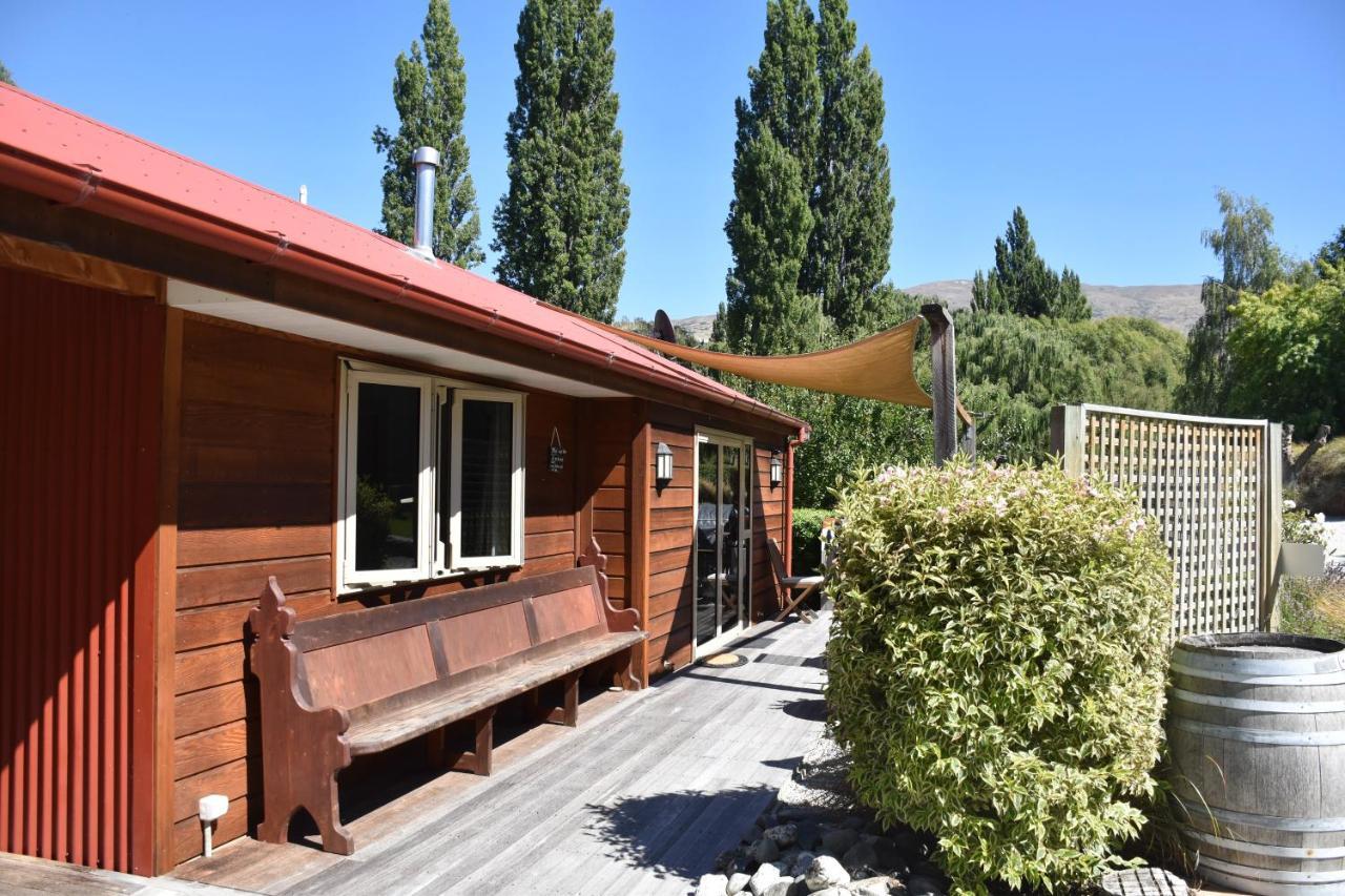 Burn Cottage Retreat Кромуел Екстериор снимка