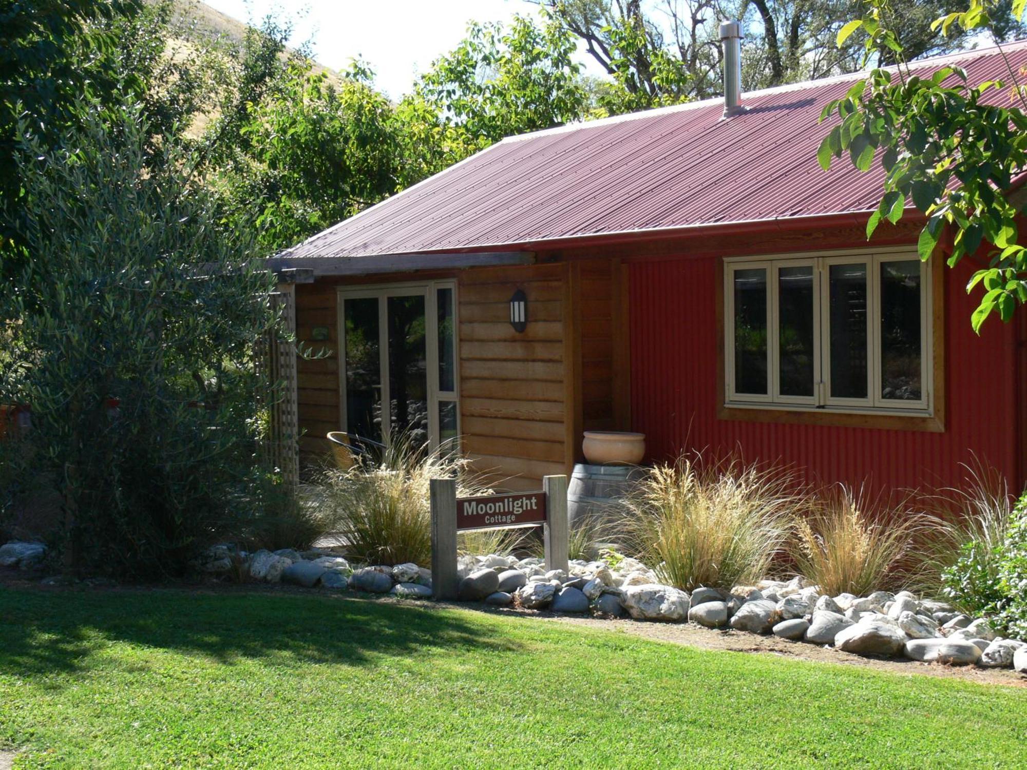 Burn Cottage Retreat Кромуел Екстериор снимка